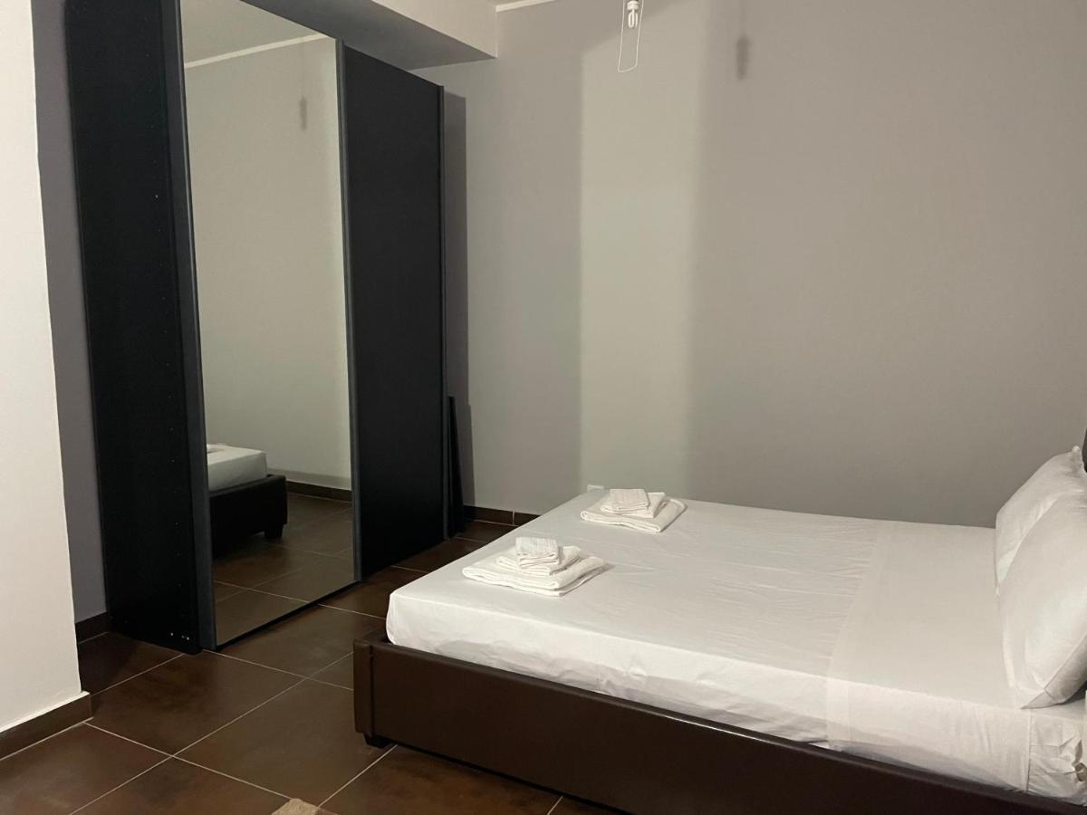 La Casa Di Bea Lägenhet Lecce Exteriör bild