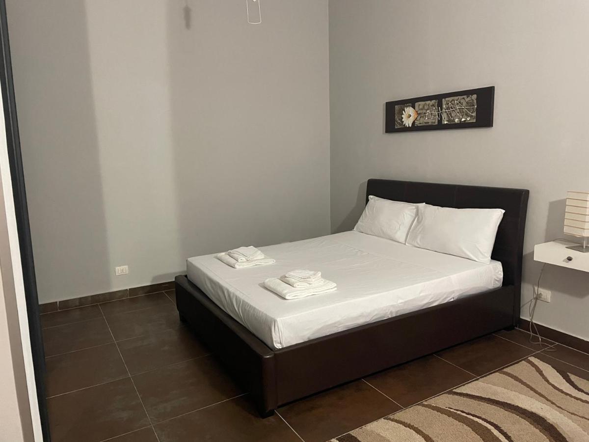 La Casa Di Bea Lägenhet Lecce Exteriör bild